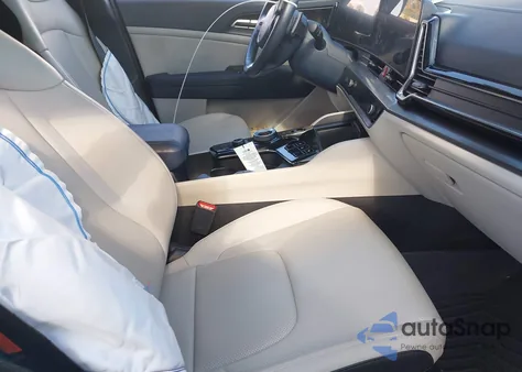 2023 Kia Sportage Hybrid Ex from USA, damaged, VIN KNDPVCAG0P7106866